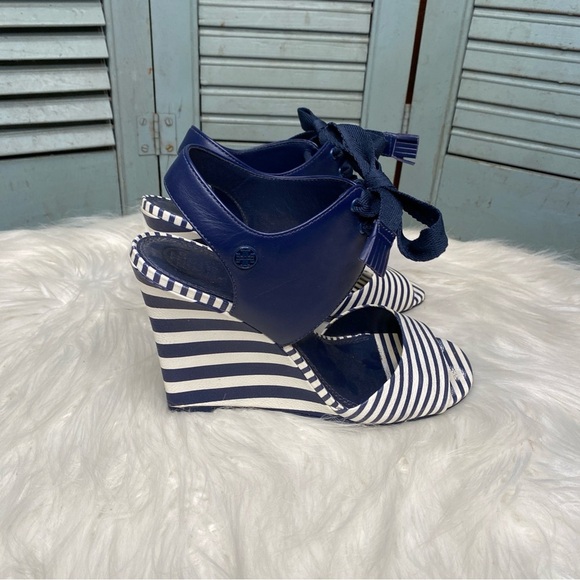 Tory Burch Maritime Striped Lace Up Leather Wedge Blue and White Size 8.5M